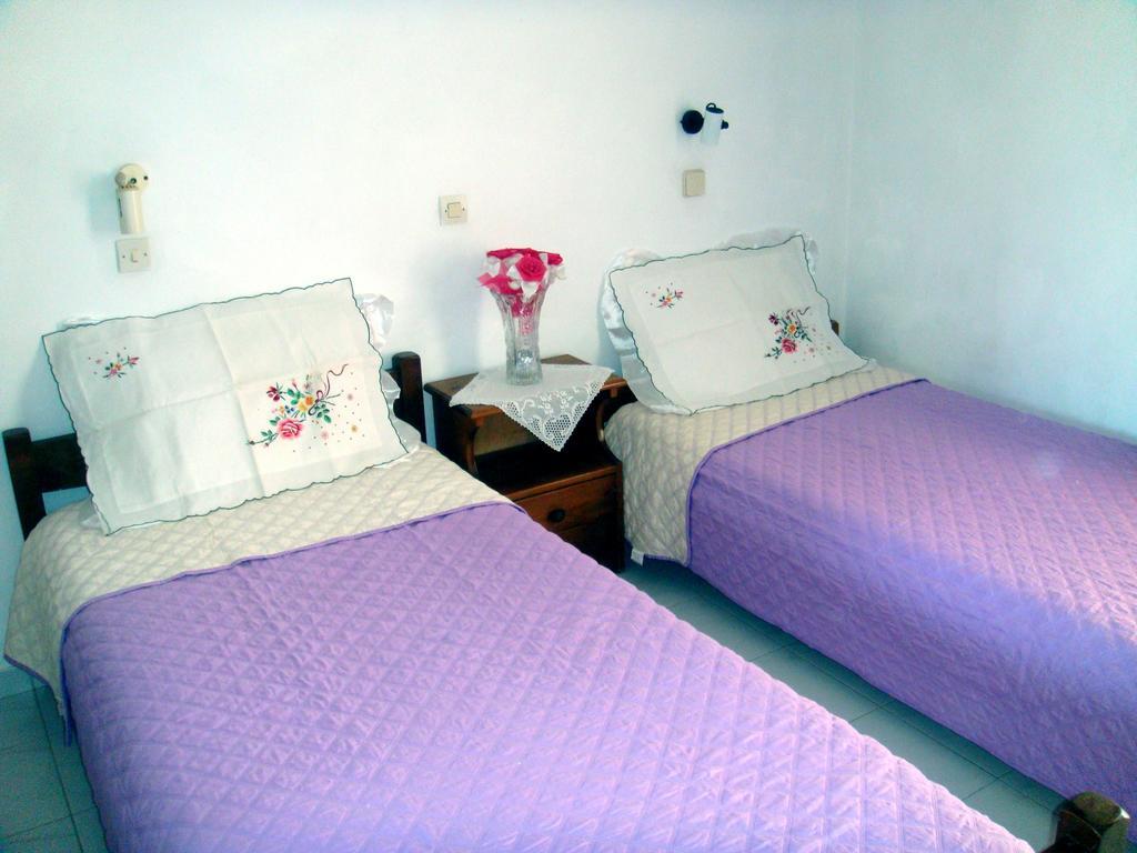 Merryland Studios & Apartments Kremastí Chambre photo
